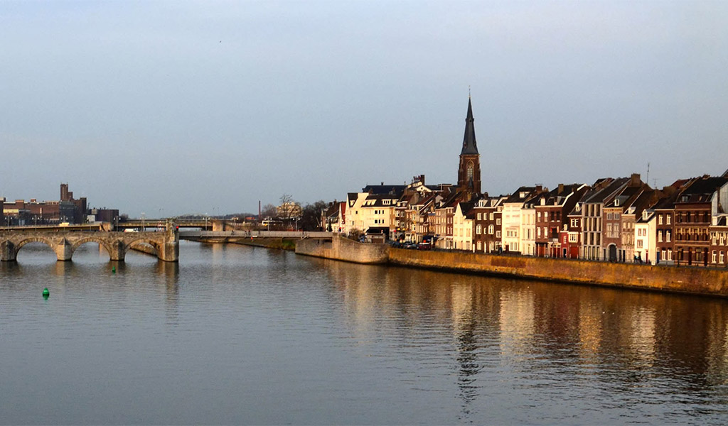 Maastricth corporate finance